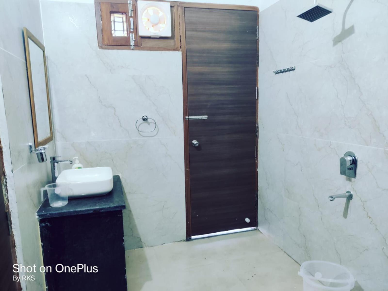 Osho Lifestyle Villa ลัคเนา ภายนอก รูปภาพ