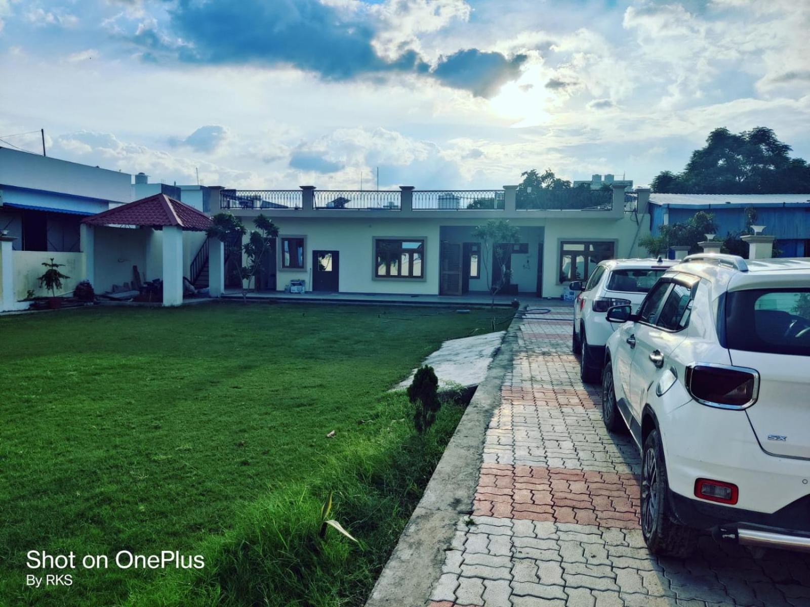 Osho Lifestyle Villa ลัคเนา ภายนอก รูปภาพ