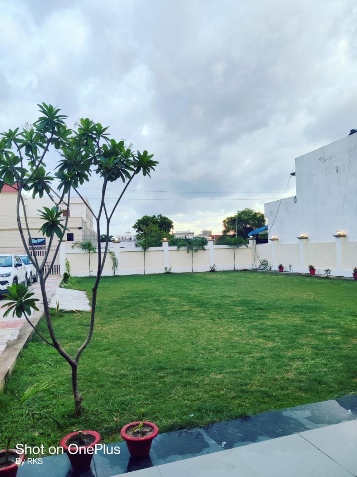 Osho Lifestyle Villa ลัคเนา ภายนอก รูปภาพ